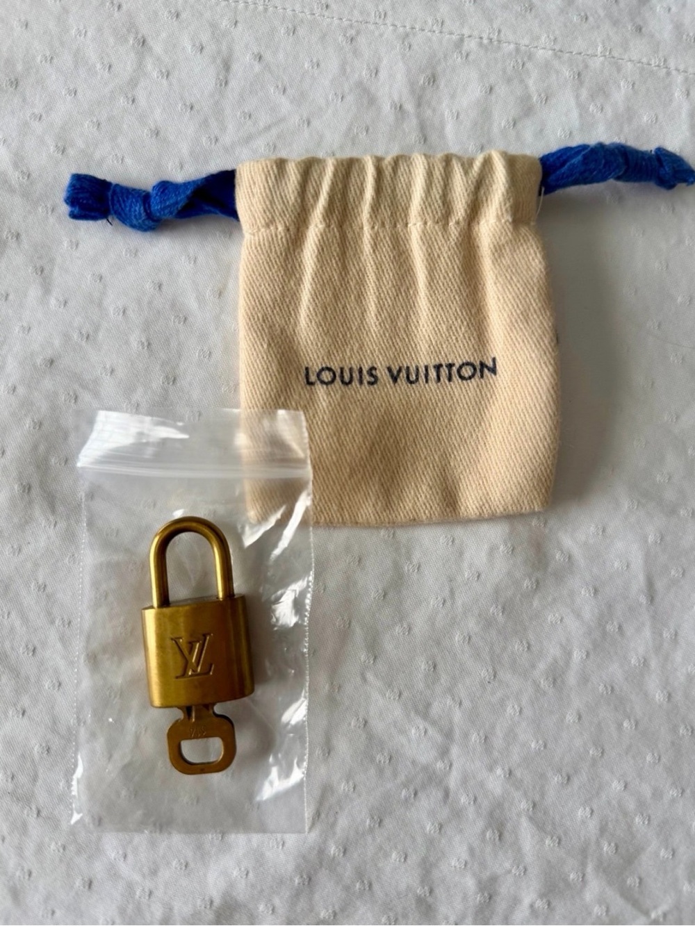 Louis Vuitton Lock & Key 314 + Dust Bag